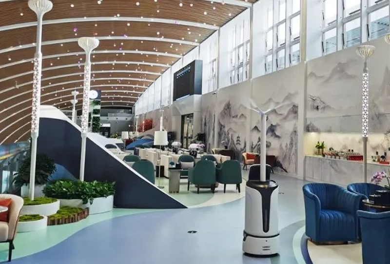 消毒防疫机器人全力以赴,守护冰雪之约