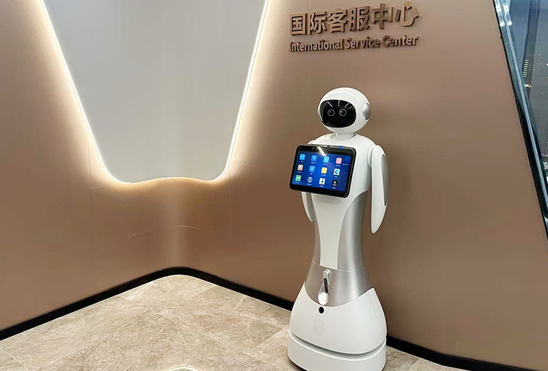 【科梦奇】迎宾机器人小鱼二代:加入孟易孔文化旅游公司,智慧服务升级!